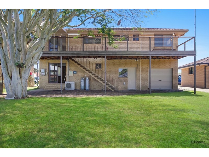 70 Jacaranda Avenue, Tweed Heads West NSW 2485