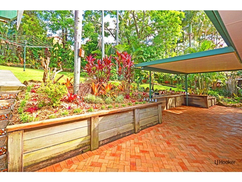 42 Glen Ayr Drive, Banora Point NSW 2486