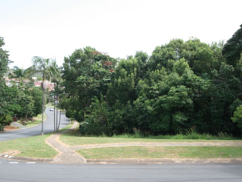 25 Widgee Crescent, Banora Point NSW 2486