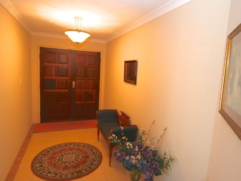 25 Widgee Crescent, Banora Point NSW 2486