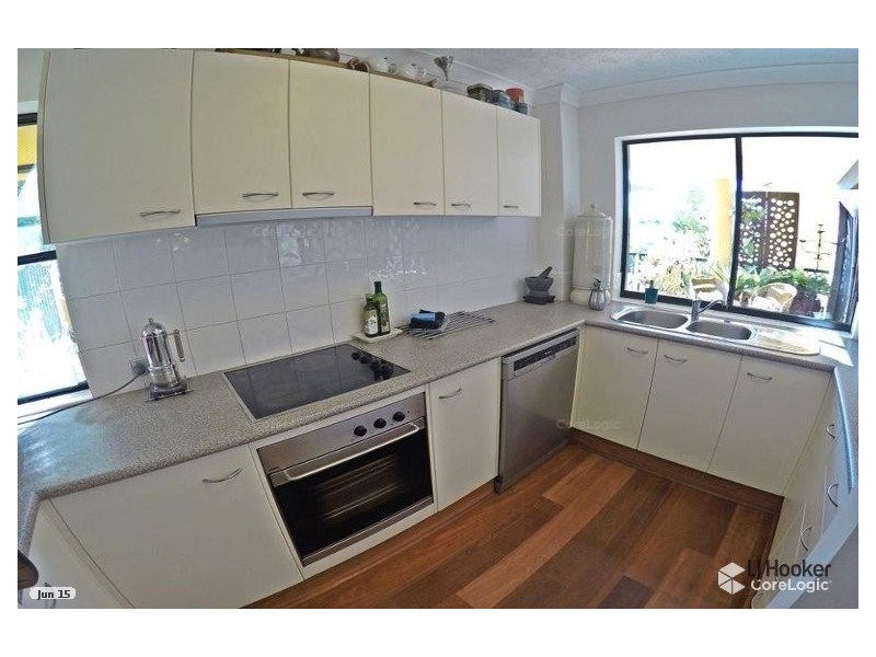 2/6 Rutledge Street, Coolangatta QLD 4225