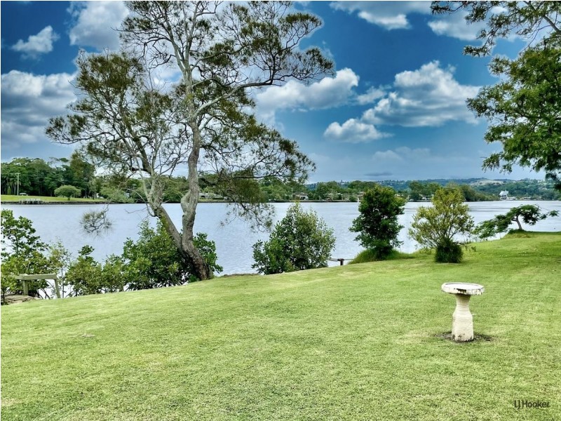 2 Wyuna Road, Tweed Heads West NSW 2485