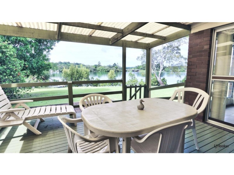 2 Wyuna Road, Tweed Heads West NSW 2485