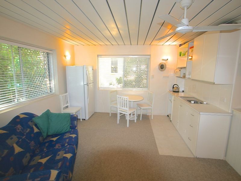 8/16 Pacific Parade, Bilinga QLD 4225