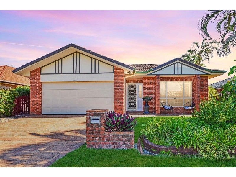 103 Winders Place, Banora Point NSW 2486