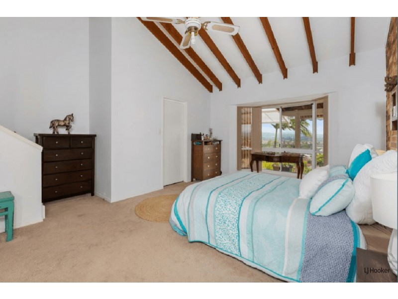 76 Cominan Avenue, Banora Point NSW 2486