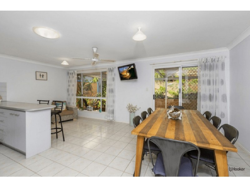 76 Cominan Avenue, Banora Point NSW 2486