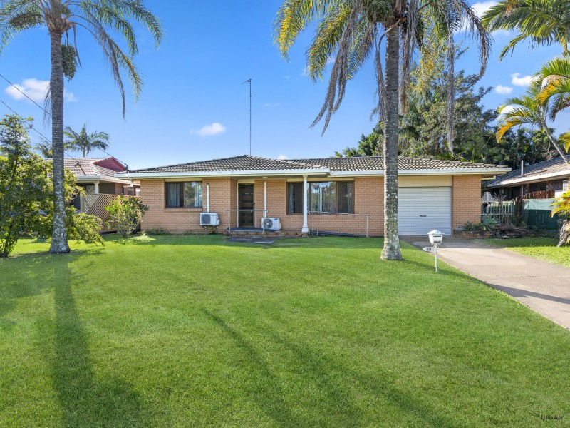 41 Blundell Boulevard, Tweed Heads South NSW 2486