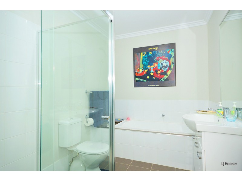 1/7 Bimbadeen Avenue, Banora Point NSW 2486