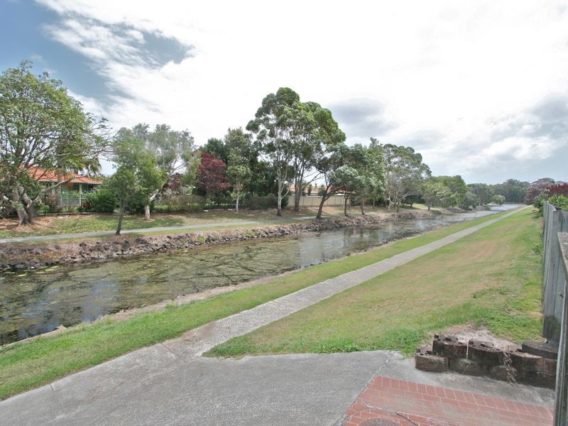 3/15 Avondale Dive, Banora Point NSW 2486