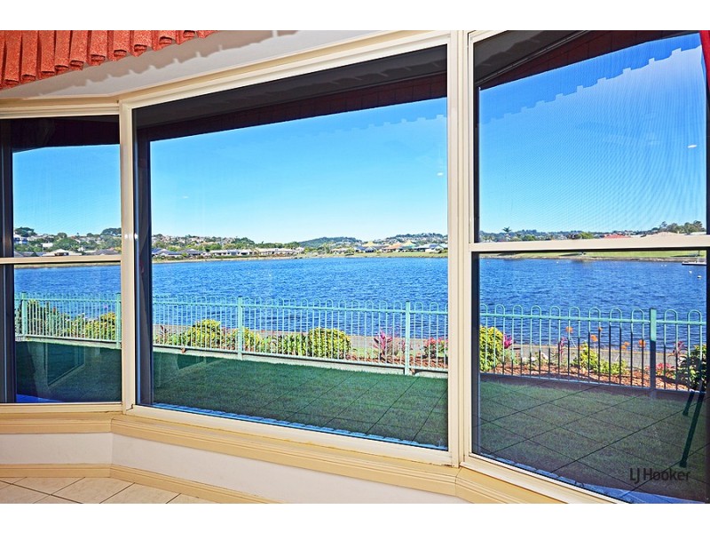 8 Kimberley Circuit, Banora Point NSW 2486