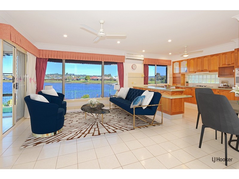 8 Kimberley Circuit, Banora Point NSW 2486