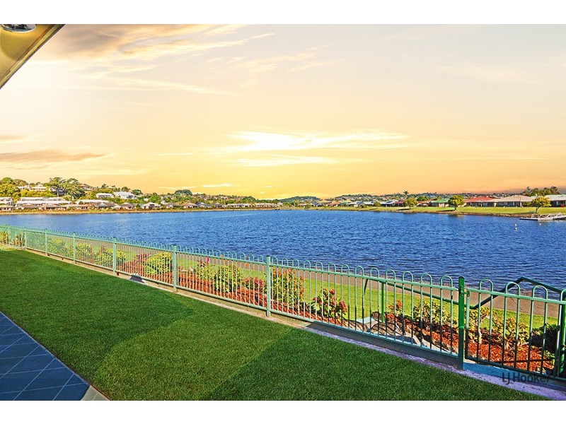 8 Kimberley Circuit, Banora Point NSW 2486