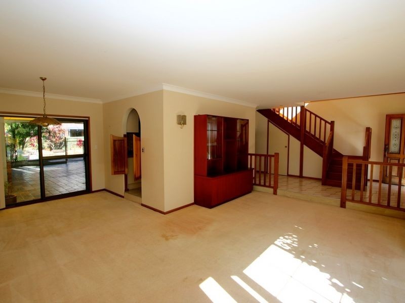 9 Warringa Drive, Bilambil Heights NSW 2486