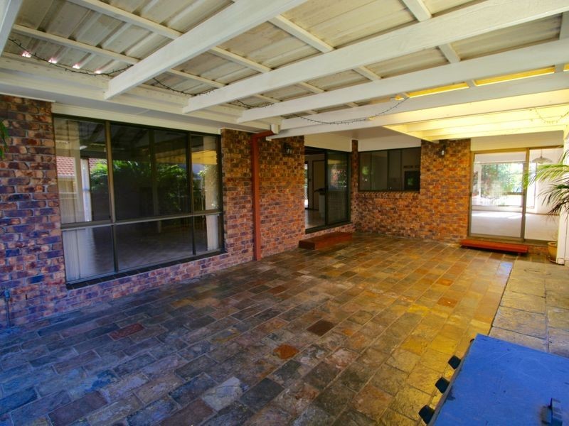 9 Warringa Drive, Bilambil Heights NSW 2486