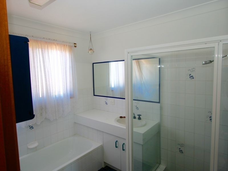 9 Warringa Drive, Bilambil Heights NSW 2486