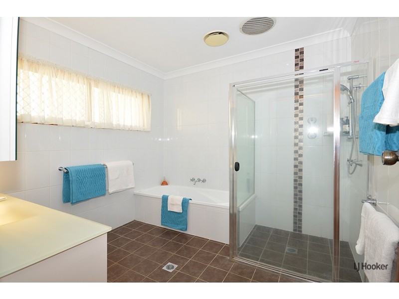 9 Worendo Place, Banora Point NSW 2486