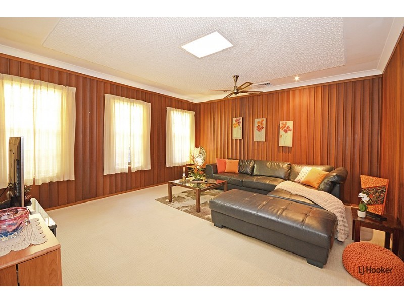 9 Worendo Place, Banora Point NSW 2486