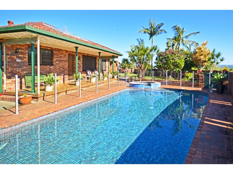 9 Worendo Place, Banora Point NSW 2486