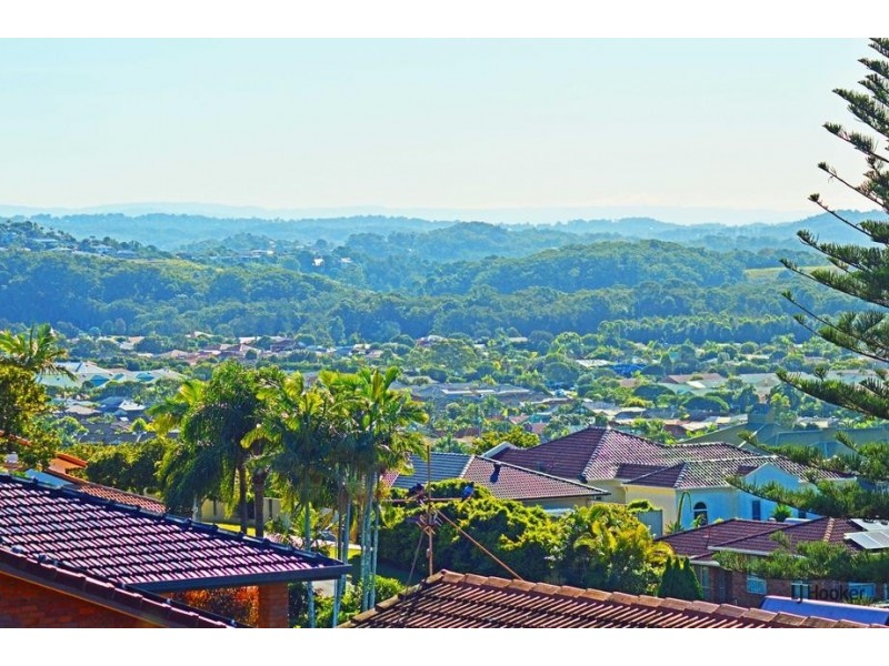 9 Worendo Place, Banora Point NSW 2486