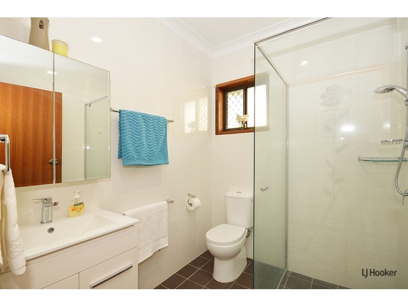 9 Worendo Place, Banora Point NSW 2486