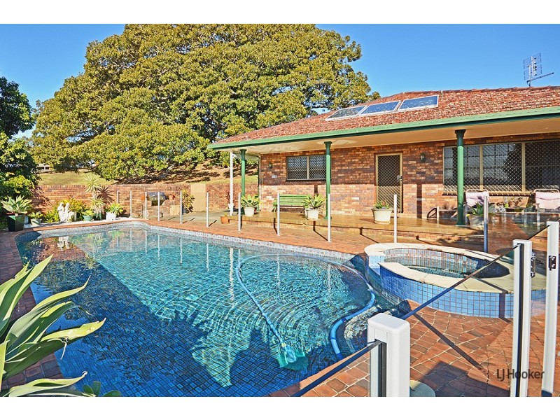 9 Worendo Place, Banora Point NSW 2486