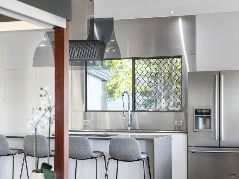 33 Kennedy Drive, Tweed Heads NSW 2485