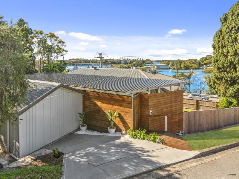 33 Kennedy Drive, Tweed Heads NSW 2485
