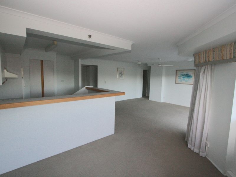 13/66 Marine Parade, Coolangatta QLD 4225