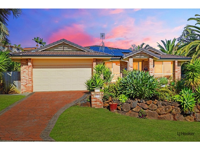 15 Kelburn Close, Banora Point NSW 2486