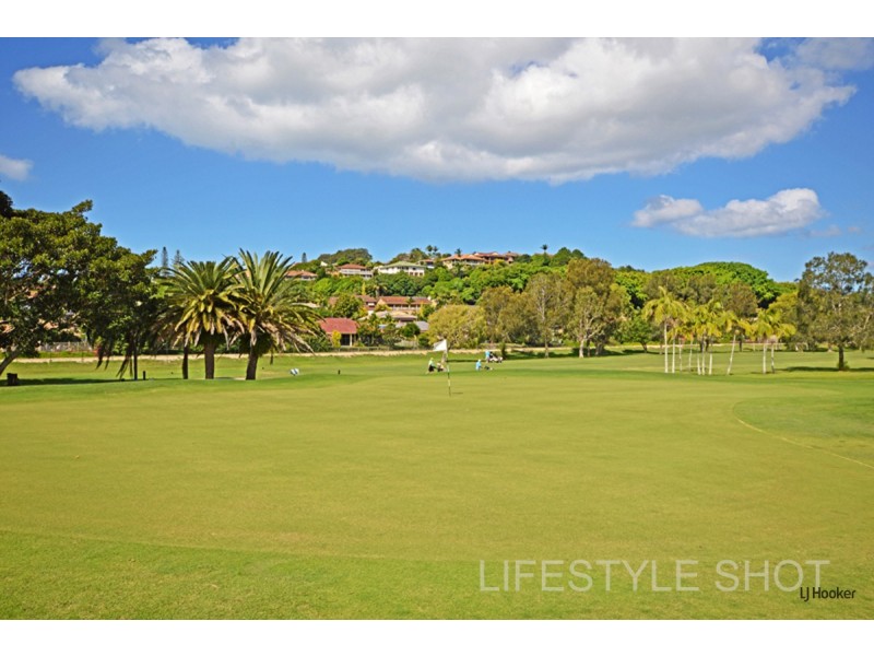 15 Kelburn Close, Banora Point NSW 2486