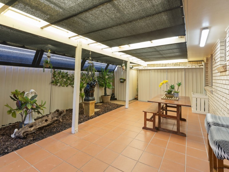 1/2 Chardonnay Crescent, Tweed Heads South NSW 2486