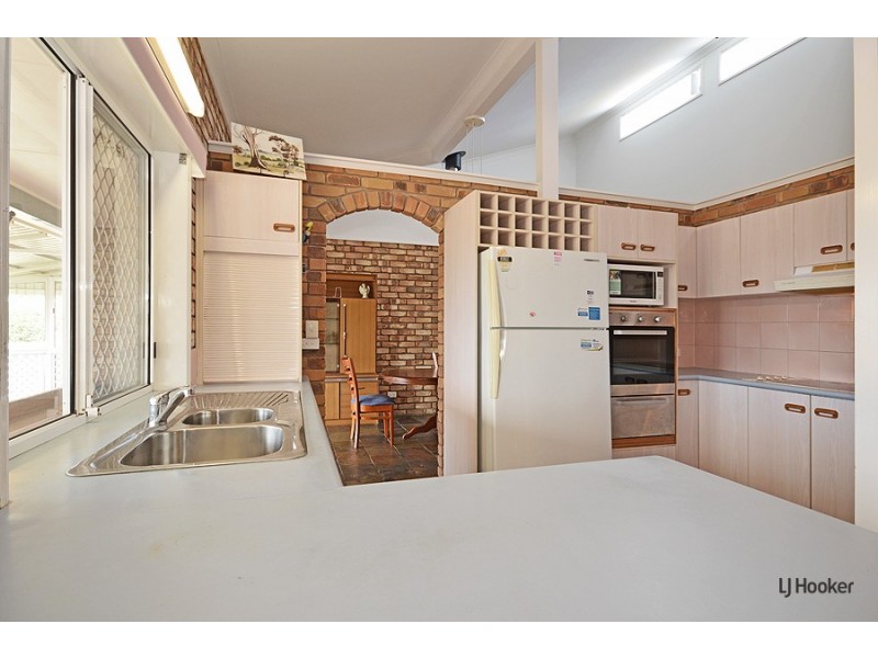 6 Peppermint Place, Banora Point NSW 2486