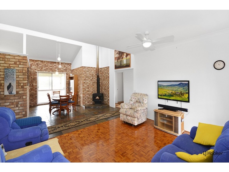 6 Peppermint Place, Banora Point NSW 2486