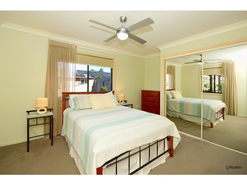 94 Lochlomond Drive, Banora Point NSW 2486