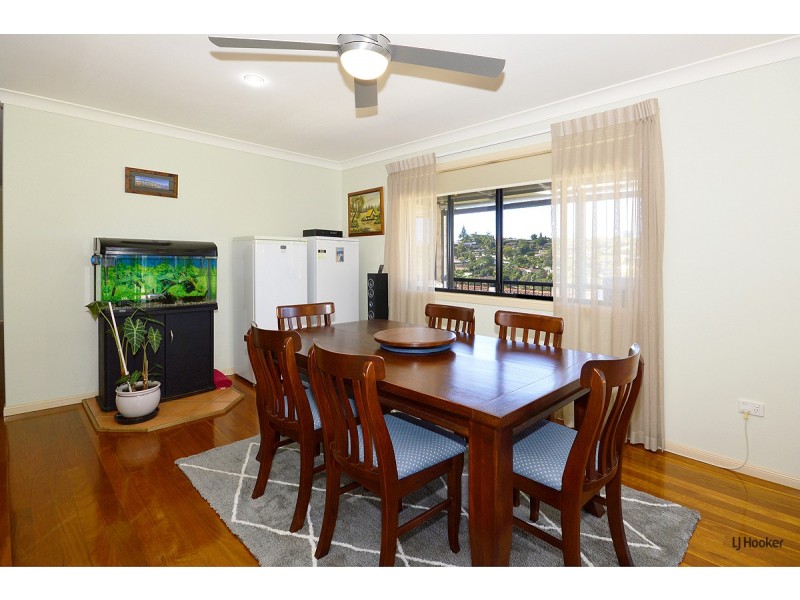 94 Lochlomond Drive, Banora Point NSW 2486