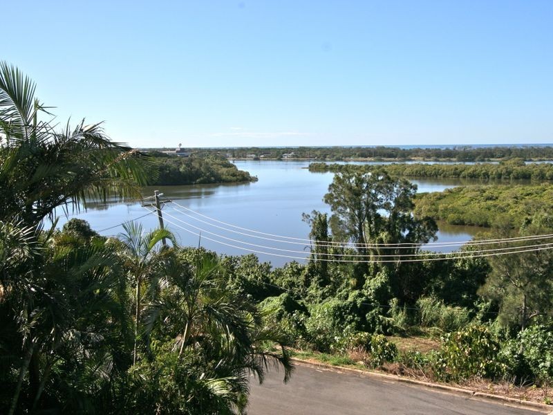 7 Fairway Drive, Banora Point NSW 2486