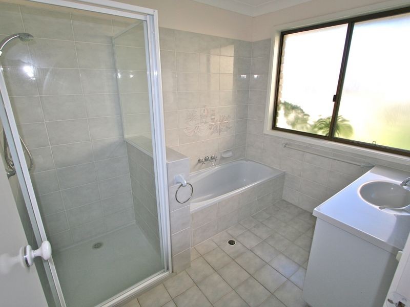 7 Fairway Drive, Banora Point NSW 2486