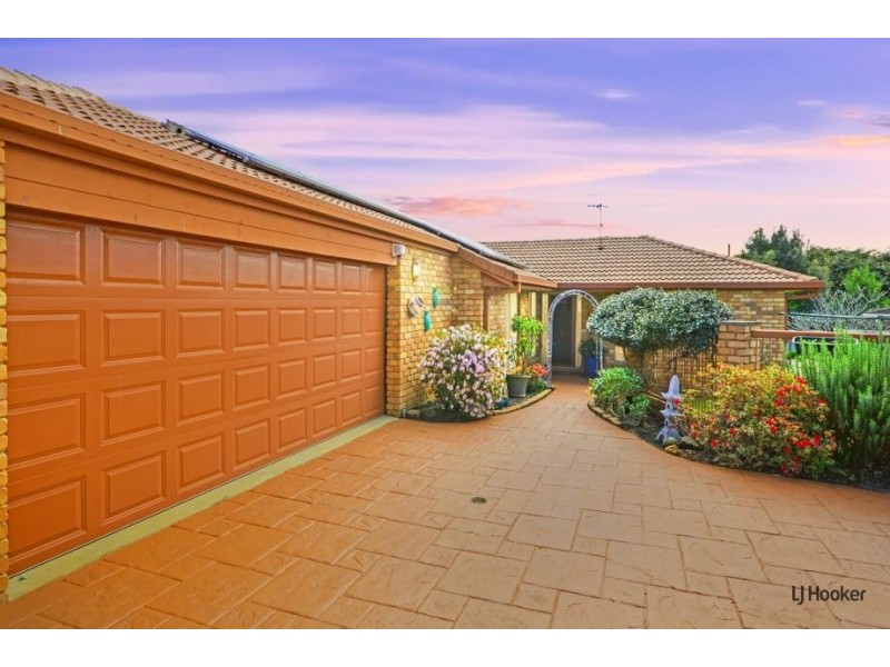 4 Cherry Court, Banora Point NSW 2486