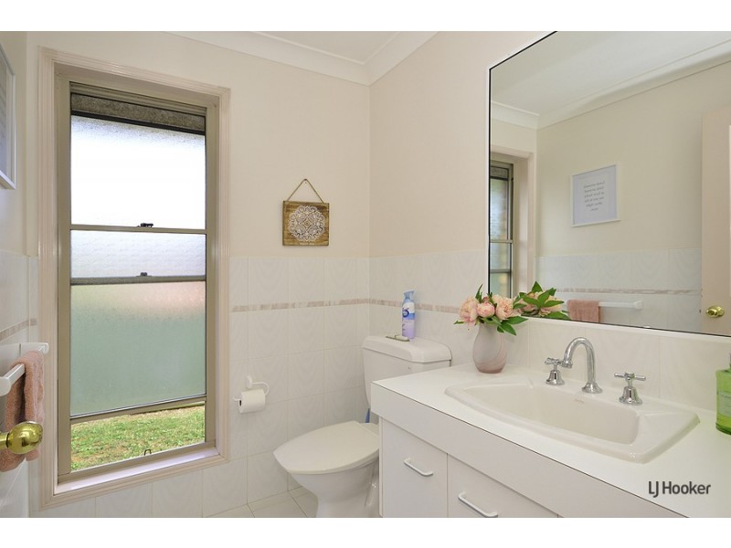 4 Cherry Court, Banora Point NSW 2486