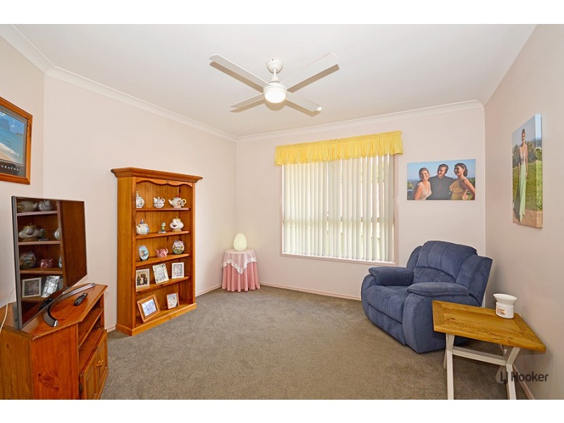 4 Cherry Court, Banora Point NSW 2486