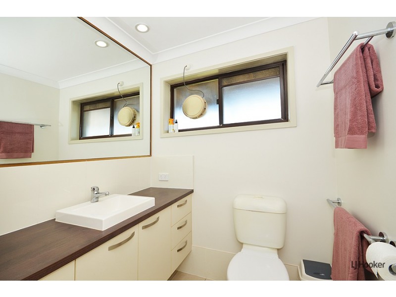 5 Widgee Avenue, Banora Point NSW 2486