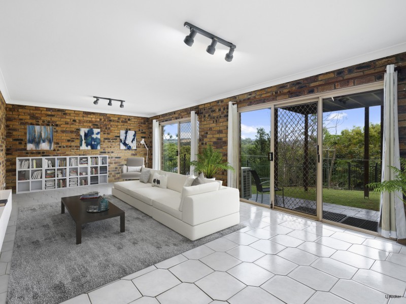 42 Warringa Drive, Bilambil Heights NSW 2486