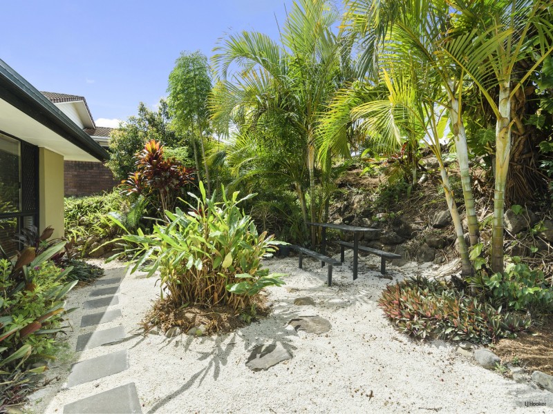 42 Warringa Drive, Bilambil Heights NSW 2486