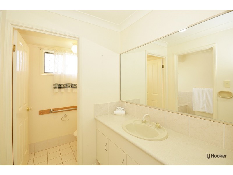 16 Birkdale Court, Banora Point NSW 2486