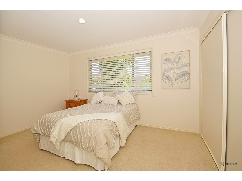 22 Kentia Crescent, Banora Point NSW 2486