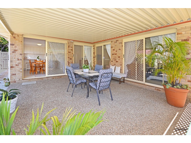 22 Kentia Crescent, Banora Point NSW 2486