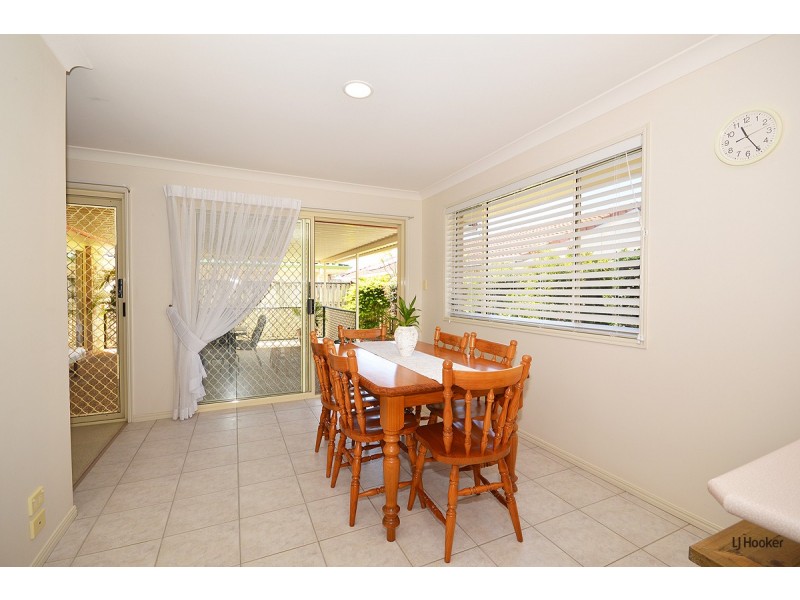 22 Kentia Crescent, Banora Point NSW 2486