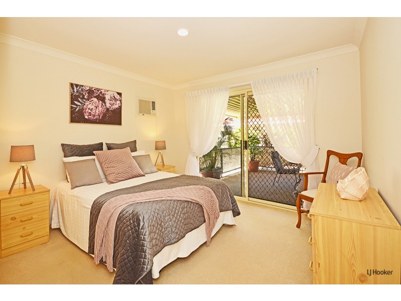 22 Kentia Crescent, Banora Point NSW 2486