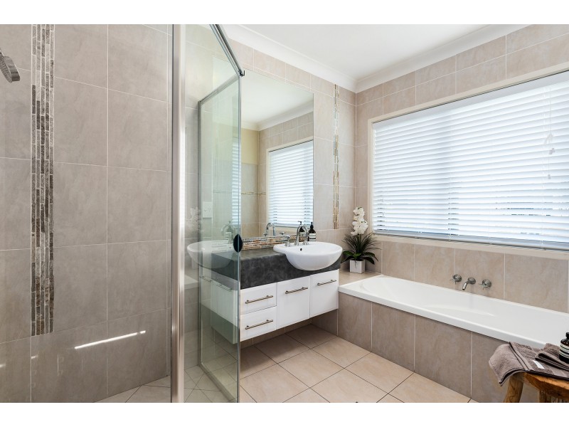 13 Wren Court, Tweed Heads South NSW 2486